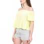 JUICY COUTURE-Γυναικεία off the shoulders μπλούζα MICROTERRY JUICY COUTURE κίτρινη