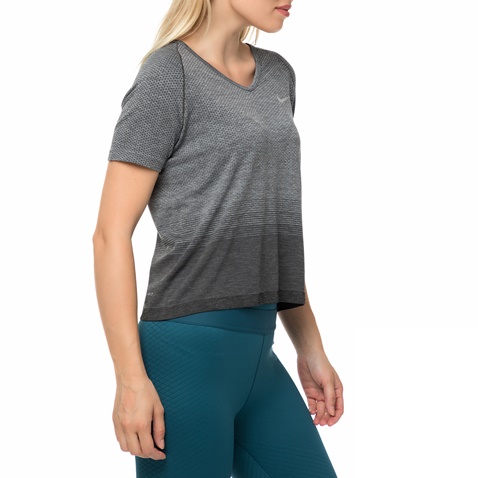NIKE-Γυναικεία κοντομάνικη μπλούζα NIKE Dri FIT γκρι