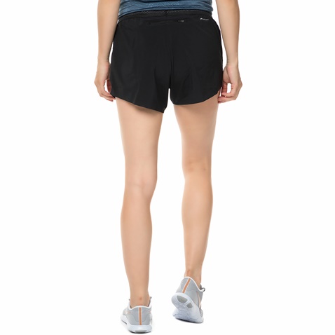 NIKE-Γυναικείο αθλητικό σορτς AROSWFT SHORT 4IN μαύρο 