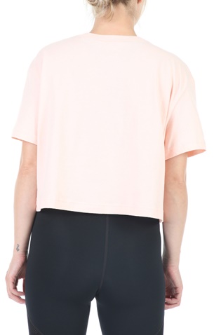 NIKE-Γυναικείο cropped t-shirt ESSNTL CRP ICN FTR ροζ