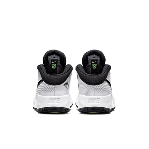 NIKE-Παιδικά παπούτσια basketball NIKE Team Hustle λευκά