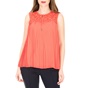 TED BAKER-Γυναικεία αμάνικη μπλούζα TED BAKER SHERBEY PLEATED κόκκινη