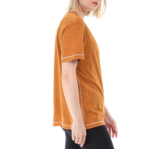 NIKE-Γυναικείο αθλητικό t-shirt NIKE NSW SS TOP REBEL καφέ