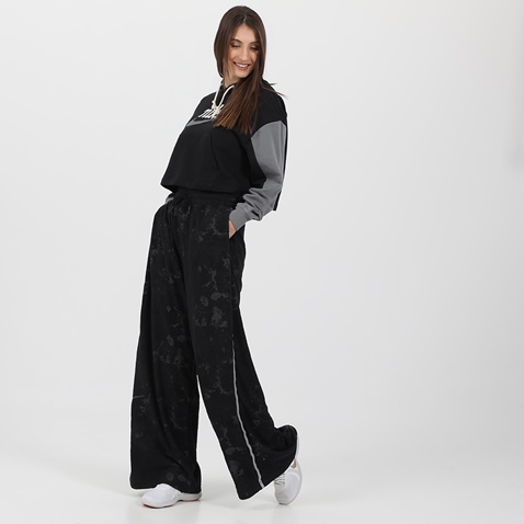 NIKE-Γυναικεία cropped φούτερ μπλούζα NIKE CJ4072 W NSW VRSTY HOODIE FT μαύρη γκρι