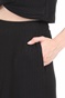 LA DOLLS-Γυναικεία crop παντελόνα LA DOLLS DANAE μαύρη