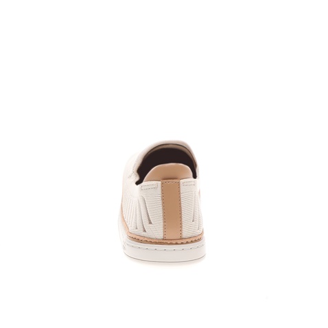 UGG-Γυναικεία slip on UGG Sammy Chevron λευκά