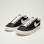NIKE-Ανδρικά παπούτσια sneakers NIKE DA6364 BLAZER LOW '77 VNTG μαύρα λευκά