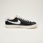 NIKE-Ανδρικά παπούτσια sneakers NIKE DA6364 BLAZER LOW '77 VNTG μαύρα λευκά