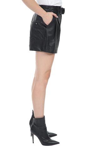GUESS-Γυναικείο σορτς GUESS AVA SHORTS BONDED JERSEY FA μαύρο