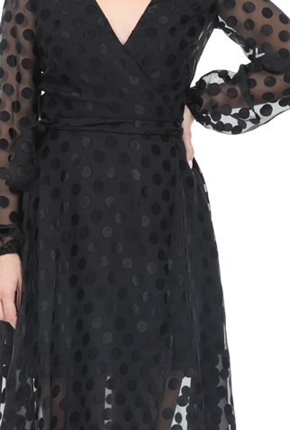 GUESS-Γυναικείο maxi φόρεμα GUESS BERTHA CLIPPED DOTS μαύρο