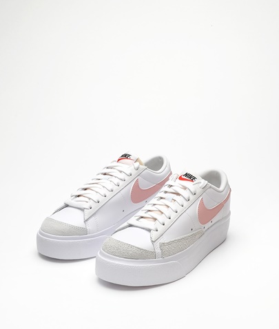 NIKE-Γυναικεία sneakers NIKE BLAZER LOW PLATFORM λευκά ροζ