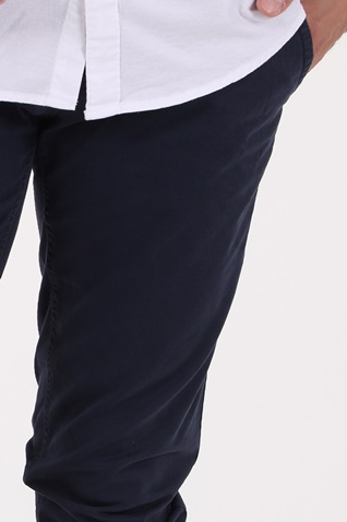 TOMMY HILFIGER-Ανδρικό chino παντελόνι TOMMY HILFIGER SCANTON μπλε