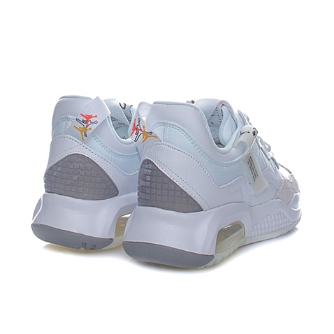 NIKE-Ανδρικά παπούτσια ΝΙΚΕ JORDAN MA2 λευκά