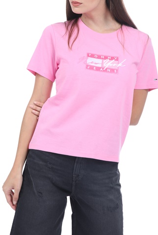 TOMMY HILFIGER-Γυναικείο t-shirt TOMMY HILFIGER REGULAR EMBROIDERED FLAG ροζ
