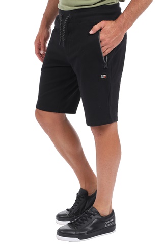 SUPERDRY-Ανδρική αθλητική βερμούδα SUPERDRY μαύρο
