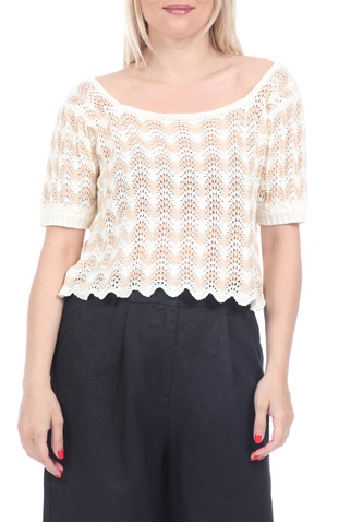 KENDALL + KYLIE-Γυναικεία πλεκτή cropped μπλούζα KENDALL + KYLIE  SCALLOP STRIPE εκρού μπεζ