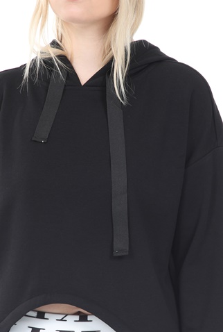 KENDALL + KYLIE-Γυναικεία φούτερ μπλούζα KENDALL + KYLIE ACTIVE CROPPED HOODED μαύρη