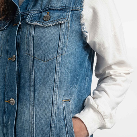 ATTRATTIVO-Γυναικείο αμάνικο denim jacket ATTRATTIVO μπλε