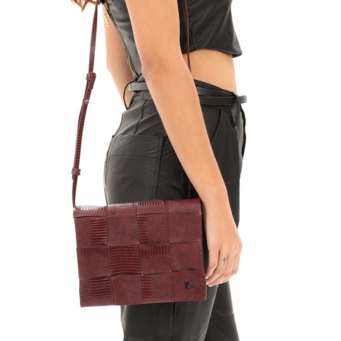 KENDALL+KYLIE-Γυναικεία τσάντα ώμου KENDALL+KYLIE HBKK-221-0005-67 μπορντό