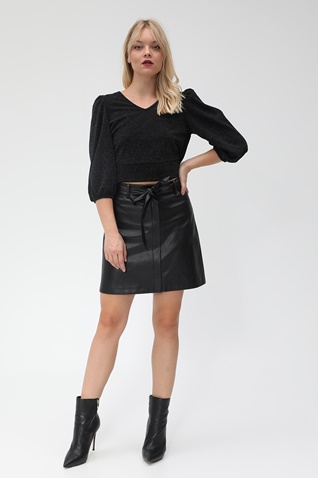 KENDALL + KYLIE-Γυναικεία cropped μπλούζα KENDALL + KYLIE μαύρη