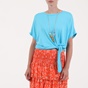 ATTRATTIVO-Γυναικείο cropped top με μακρύ κολιέ ATTRATTIVO μπλε