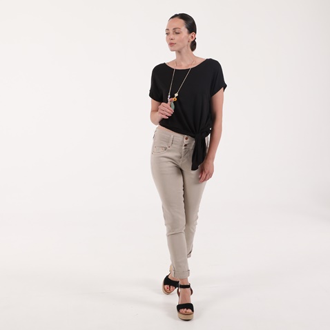 ALE-Γυναικείο cropped top με μακρύ κολιέ ATTRATTIVO μαύρο