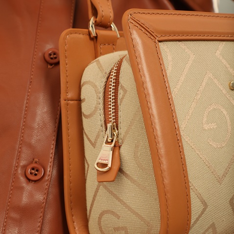 GANT-Γυναικεία τσάντα ώμου GANT G4975085  ICON G CROSS μπεζ καφέ