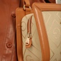 GANT-Γυναικεία τσάντα ώμου GANT G4975085  ICON G CROSS μπεζ καφέ