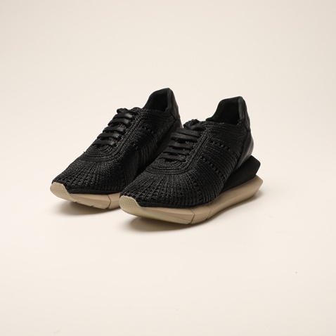 MANUEL BARCELO-Γυναικεία sneakers MANUEL BARCELO ROCHELLE μαύρα