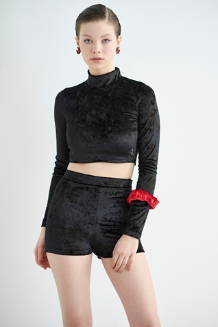 SUGARFREE-Γυναικείο μακρυμάνικο cropped top SUGARFREE 22812138 μαύρο