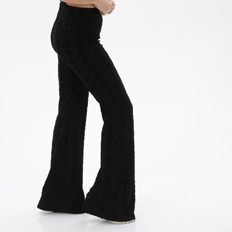 KENDALL+KYLIE-Γυναικείο βελουτέ παντελόνι KENDALL+KYLIE KKW.2W1.017.018 COMBO μαύρο