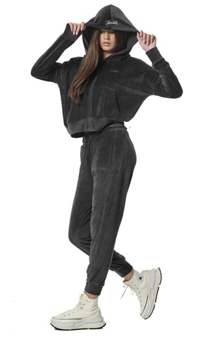 BODY ACTION-Γυναικεία βελουτέ cropped ζακέτα BODY ACTION 071324-01 μαύρη