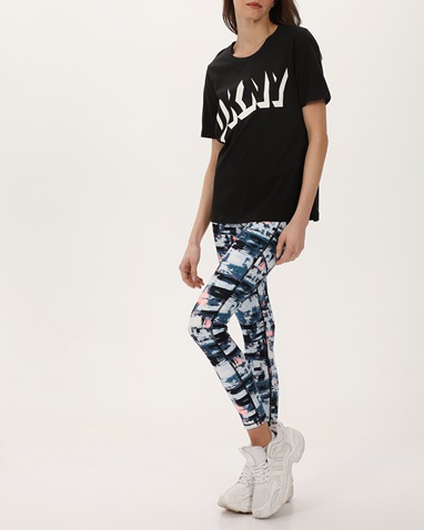 DKNY JEANS-Γυναικείο t-shirt DKNY D2A4A0AT μαύρο