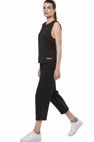 BODY ACTION-Γυναικείο crop παντελόνι φόρμας BODY ACTION 021531-01 μαύρο