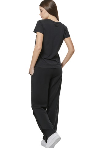 BODY ACTION-Γυναικείο t-shirt BODY ACTION 051521-01 μαύρο