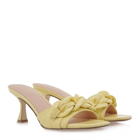 GUESS-Γυναικεία φλατ mules GUESS κίτρινα 