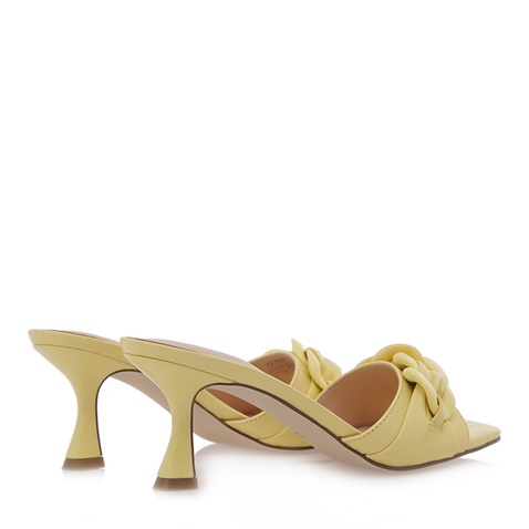 GUESS-Γυναικεία φλατ mules GUESS κίτρινα 