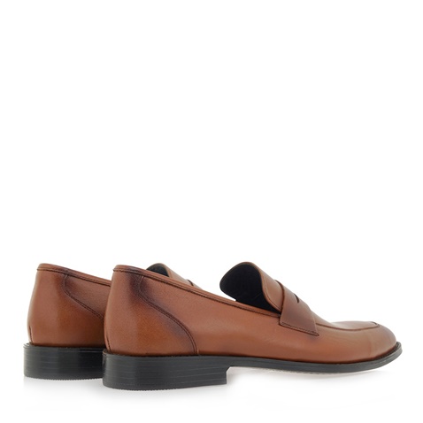 OZIYS-Ανδρικά loafers OZIYS P560A5002 καφέ ταμπά