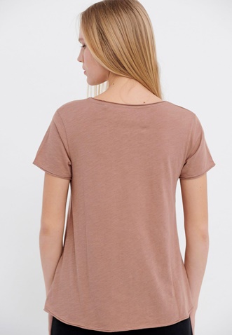 FUNKY BUDDHA-Γυναικείο essential t-shirt FUNKY BUDDHA καφέ