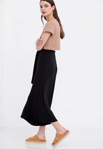 FUNKY BUDDHA-Γυναικεία cropped wide leg παντελόνα FUNKY BUDDHA μαύρη
