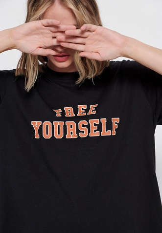 FUNKY BUDDHA-Γυναικείο loose t-shirt FUNKY BUDDHA μαύρο