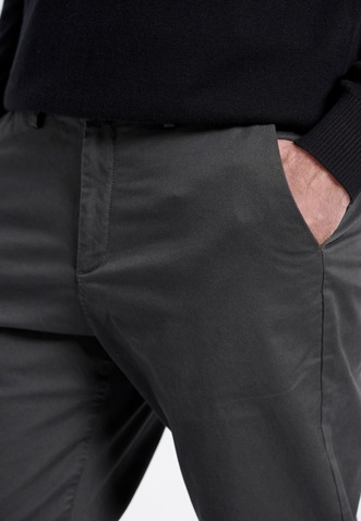 FUNKY BUDDHA-Aνδρικό comfort chino παντελόνι FUNKY BUDDHA Marron γκρι