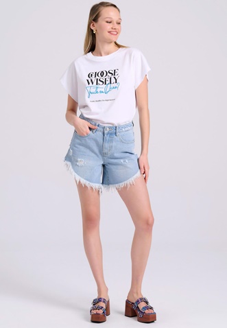 FUNKY BUDDHA-Γυναικείο t-shirt FUNKY BUDDHA FBL009-111-04 λευκό