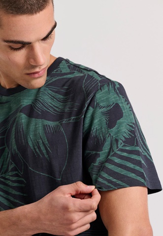 FUNKY BUDDHA-Ανδρικό t-shirt FUNKY BUDDHA FBM009-315-04 μαύρο πράσινο