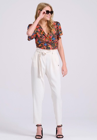 FUNKY BUDDHA-Γυναικείο cropped παντελόνι FUNKY BUDDHA FBL009-118-02 λευκό 