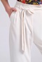 FUNKY BUDDHA-Γυναικείο cropped παντελόνι FUNKY BUDDHA FBL009-118-02 λευκό 