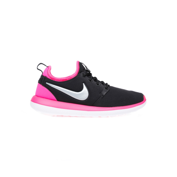 Παιδικά αθλητικά παπούτσια NIKE ROSHE TWO μαύρα
