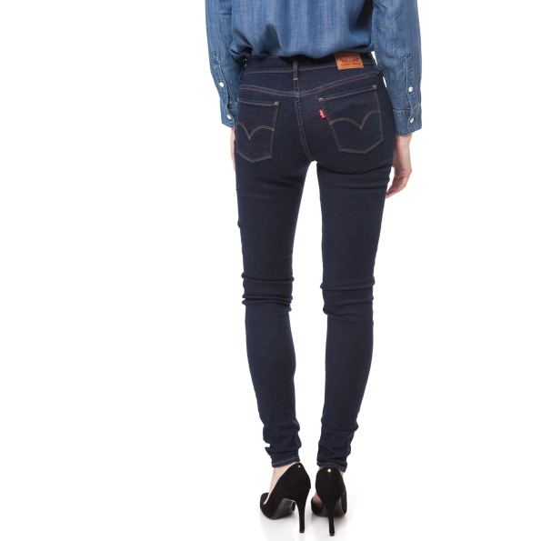 Γυναικείο τζιν παντελόνι Levis INNOVATION SUPER SKINNY σκούρο μπλε Γυναικεία