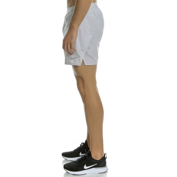 Ανδρικό σορτς για τρέξιμο NIKE FLX STRIDE SHORT BF 5IN λευκό  Ανδρικά