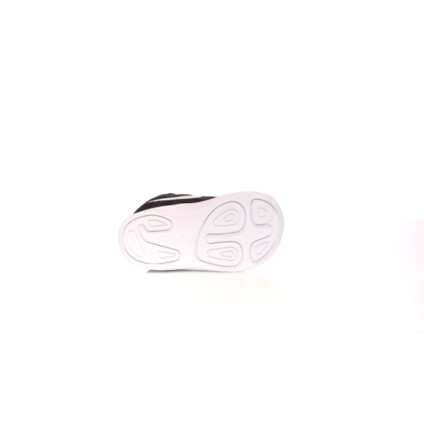 Βρεφικά παπούτσια NIKE REVOLUTION 4 (TDV) μαύρα  Παιδικά